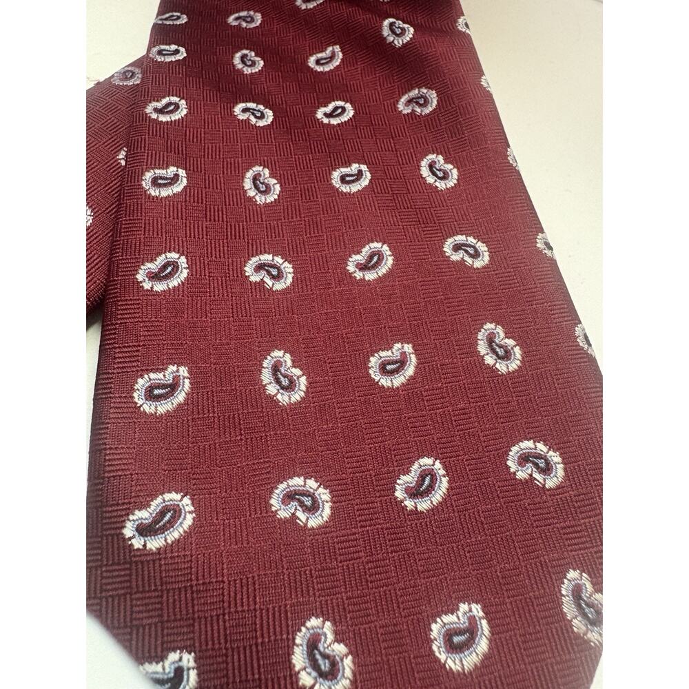 Burma Bibes Red Paisley Tie Necktie 100% Silk 57”